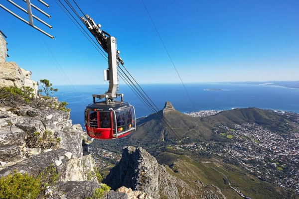 Núi Bàn Table Mountain Cape Town: Cách Lên Cáp Treo Và Giờ Đẹp
