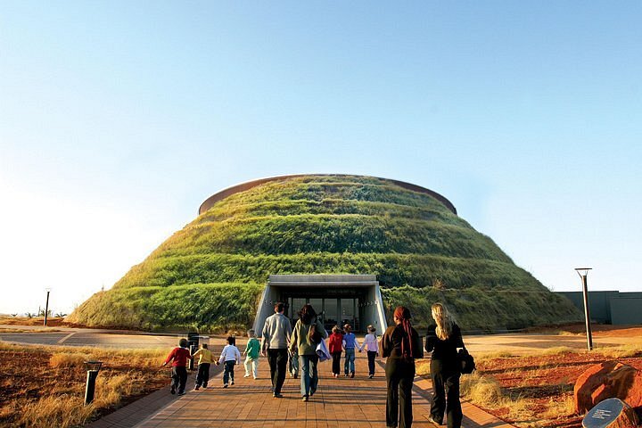 Đường R563 dẫn tới khu di chỉ Cradle of Humankind từ Johannesburg