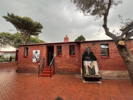 Phố Vilakazi tại khu Soweto với căn nhà cũ của Nelson Mandela