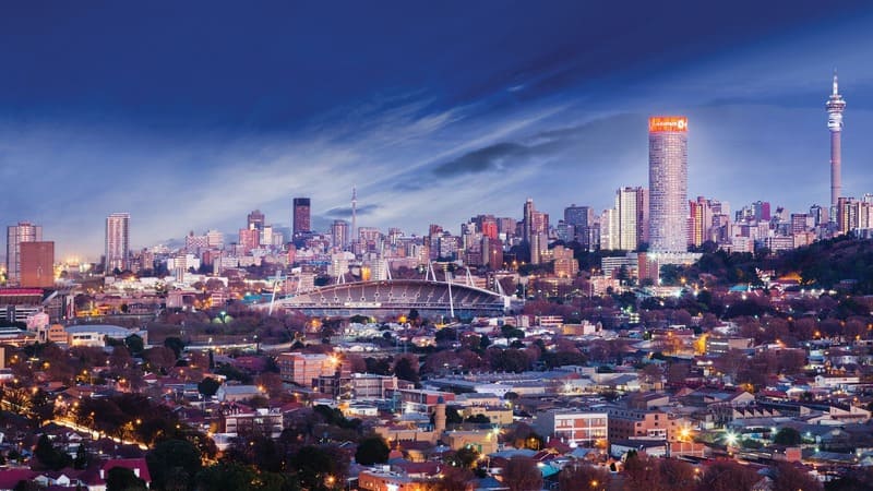 Toàn cảnh trung tâm Johannesburg và Pretoria nhìn từ trên cao