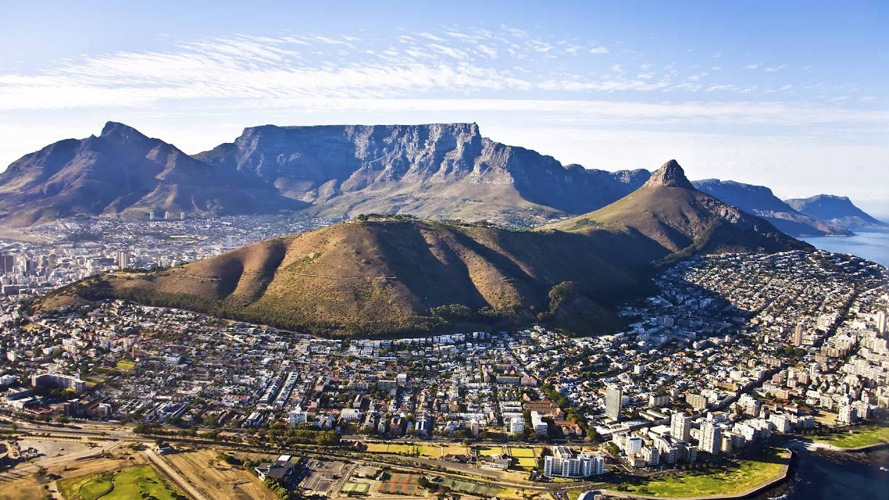  Toàn cảnh Cape Town nhìn từ đỉnh Núi Bàn