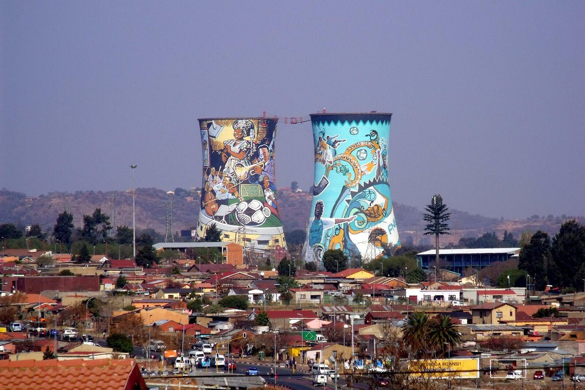 Toàn cảnh khu Soweto với những dãy nhà đặc trưng của township