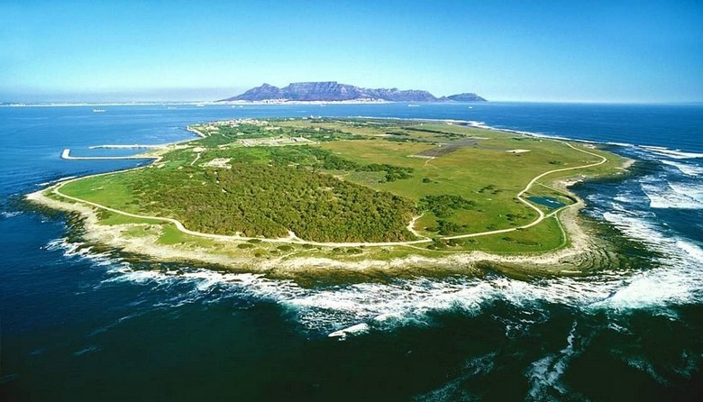  Đảo Robben ngoài khơi Cape Town