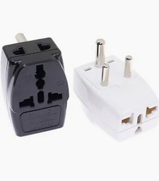 Ổ cắm điện Type M của Nam Phi cùng phích chuyển đổi
